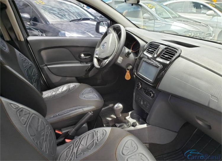 Fabio Sanchez Ribeiro | Sandero 1.6 16V SCE Stepway EASY-R 4P. 17/18 - foto 3
