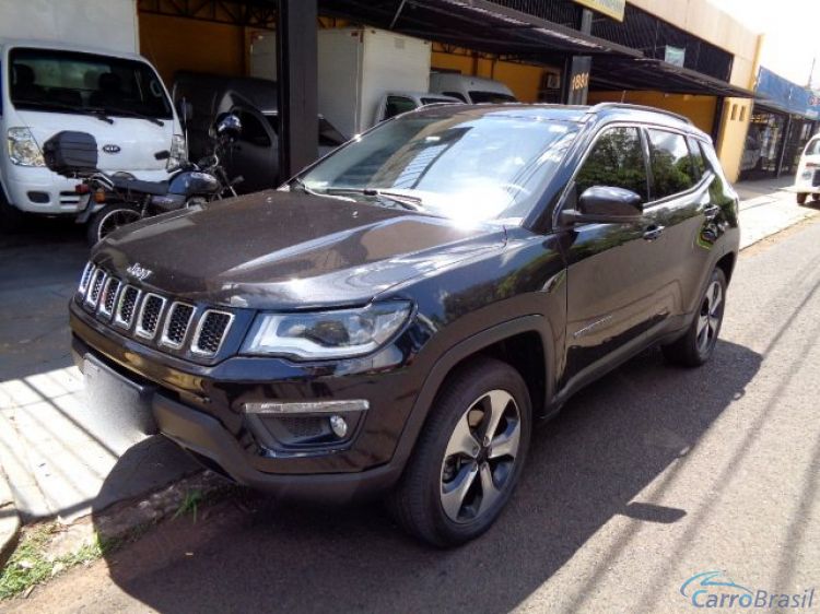Baucar Veiculos | Compass 2.0 Longitude 4x4 Diesel 18/18 - foto 1