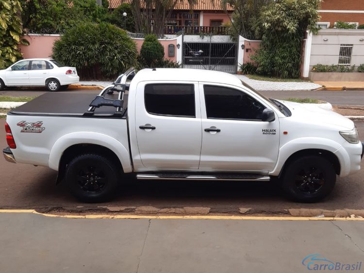 Tonin Automóveis | Hilux SR 4X4 3.0 15/15 - foto 9