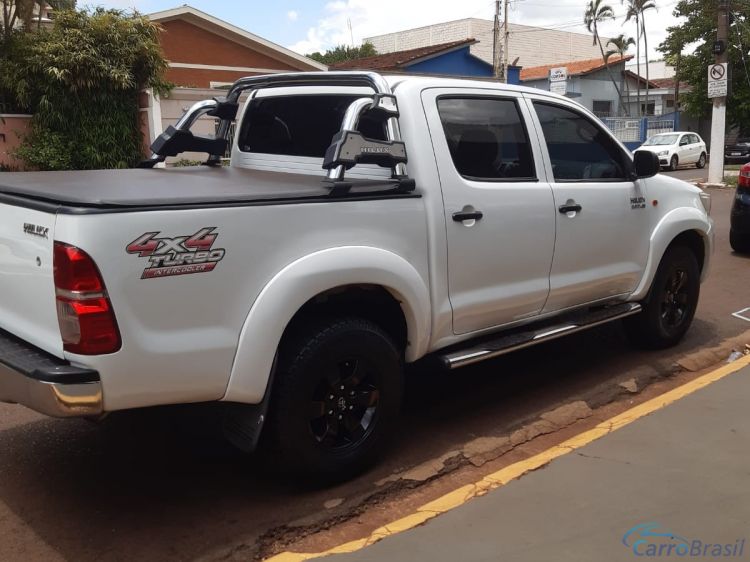 Tonin Automóveis | Hilux SR 4X4 3.0 15/15 - foto 2