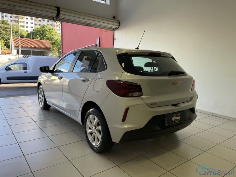 Triauto Veículos | Onix LT 22/23 - foto 7