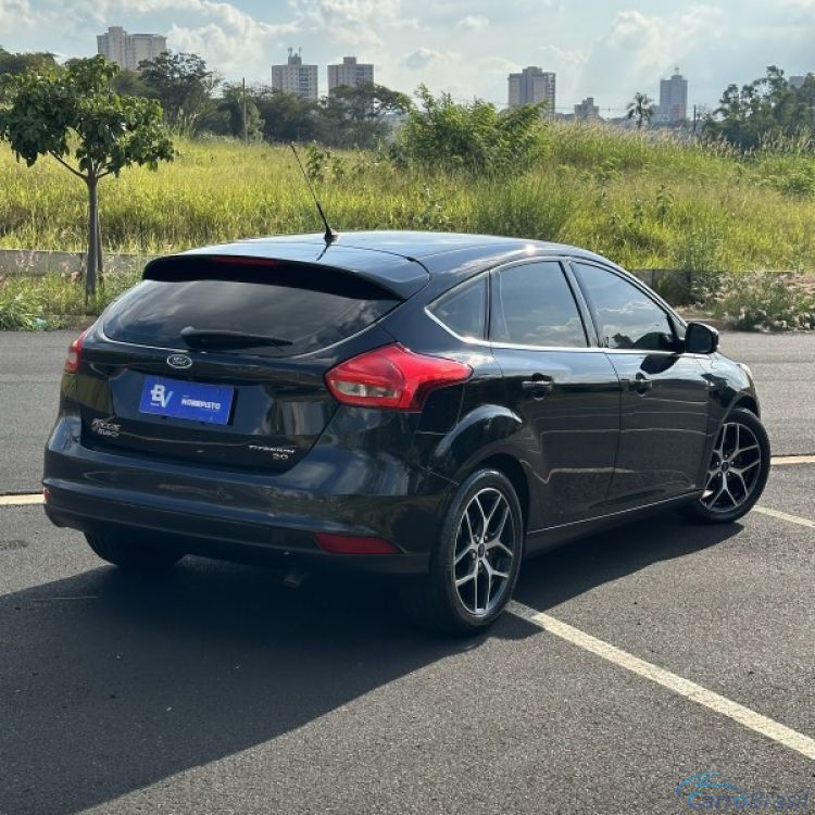 Beto Veículos | Focus Titanium Automático 16/16 - foto 9