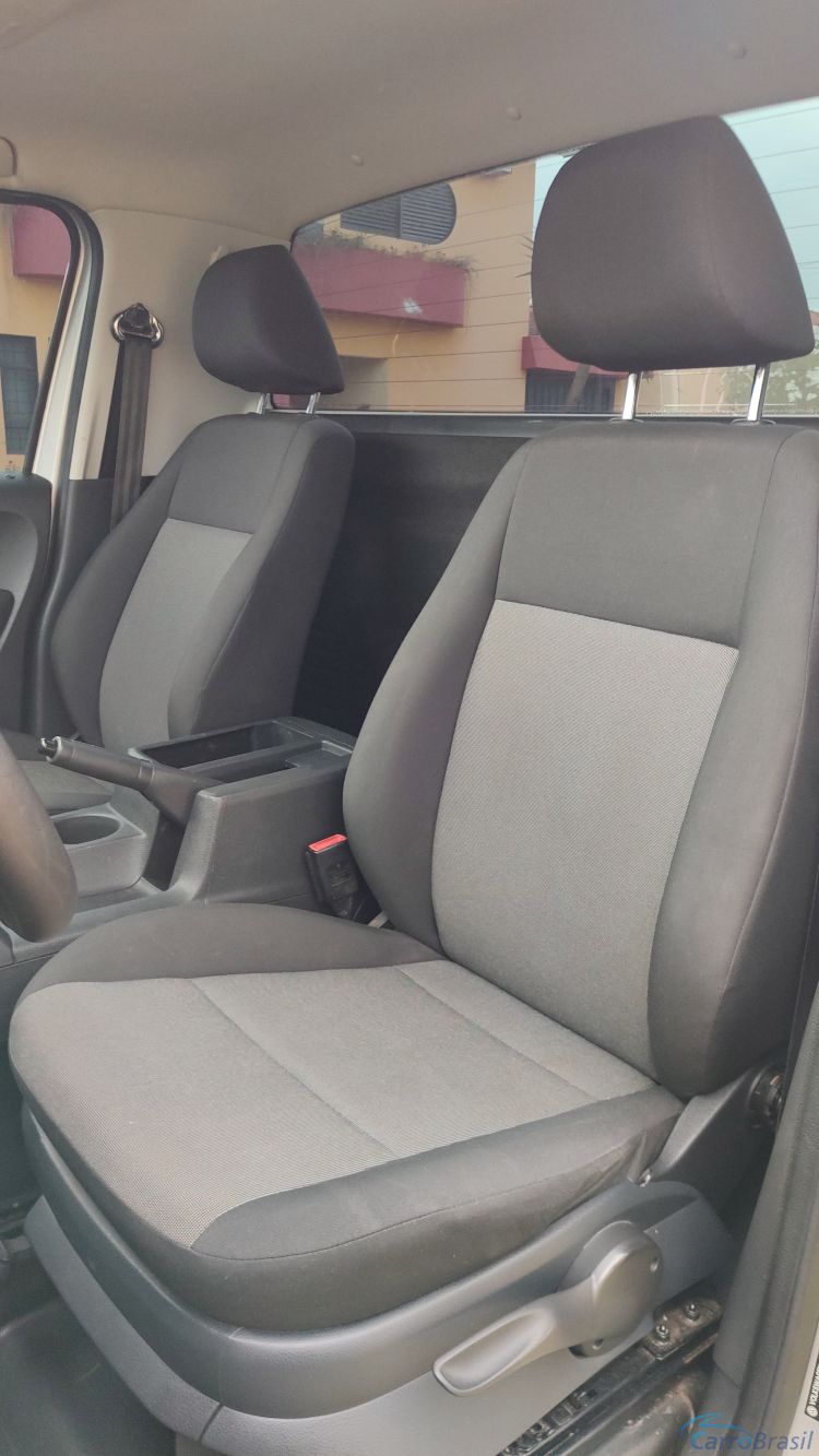 Brekar Veículos | Amarok Cab Simples 18/18 - foto 7