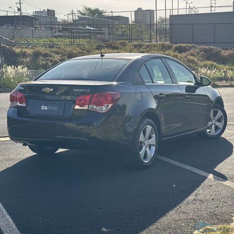 Beto Veículos | Cruze LT 1.8 Automática 12/12 - foto 8