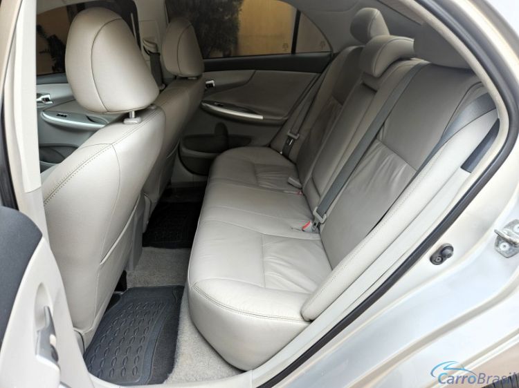 RA Intermediacoes | Corolla XEi 2.0 AUTOMÁTICO 13/14 - foto 6