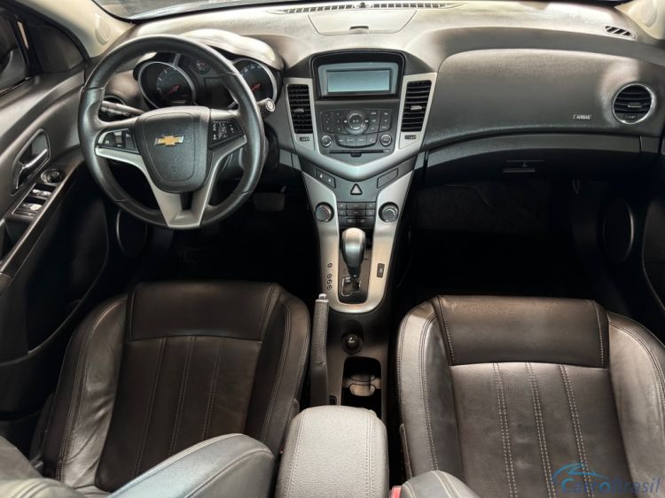 Brekar Veículos | Cruze Sedan LT 13/13 - foto 3