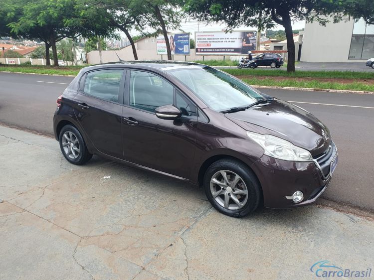 Classe A Veículos | 208 Allure 1.5 Teto Solar 15/15 - foto 2