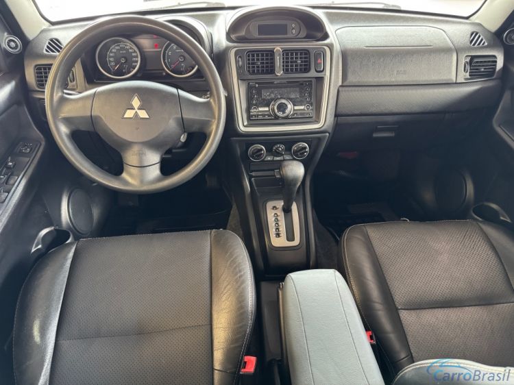 Avenida Veículos | Pajero TR4 12/12 - foto 3