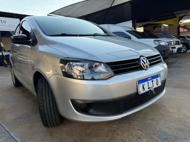 Kito Veículos | Fox 1.0 MI 8V FLEX 4P MANUAL 14/14 - foto 3
