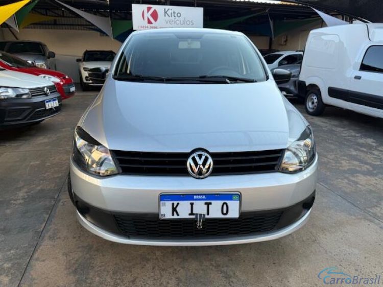 Kito Veículos | Fox 1.0 MI 8V FLEX 4P MANUAL 14/14 - foto 6