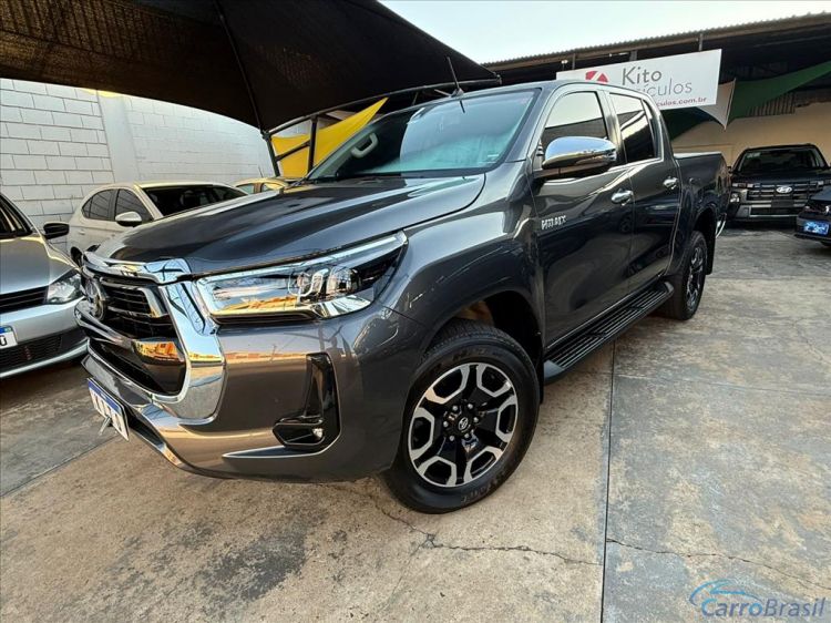 Kito Veículos | Hilux 2.8 D-4D TURBO DIESEL CD SRX 4X4 AUTOMÁTICO 23/24 - foto 1