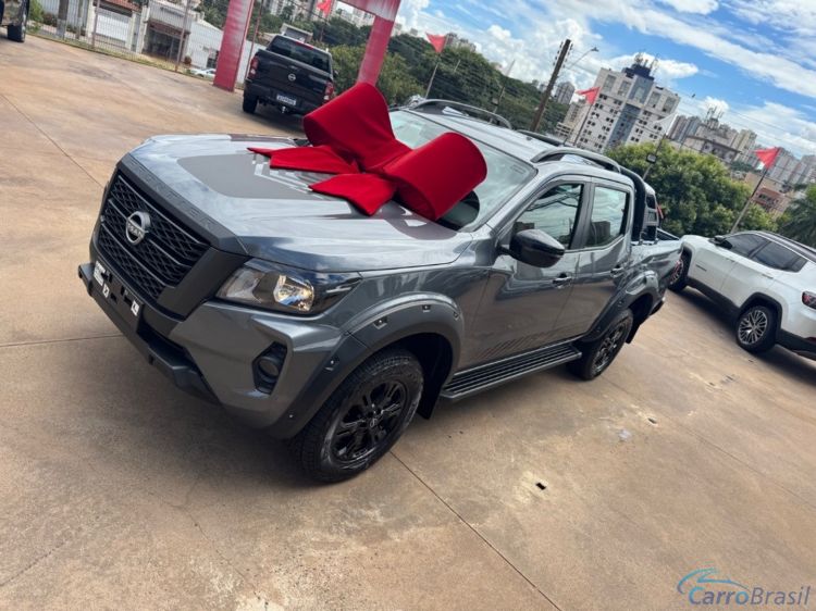 Benetão Veículos | Frontier 2.3 16V TURBO DIESEL ATTACK CD 4X4 AUTOMÁTICO 25/25 - foto 2