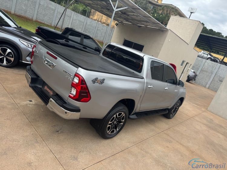 Benetão Veículos | Hilux 2.8 D-4D TURBO DIESEL CD SRX 4X4 AUTOMÁTICO 21/22 - foto 8