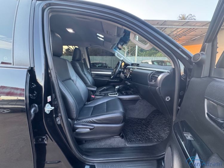 Benetão Veículos | Hilux 2.7 SRV 4X2 CD 16V FLEX 4P AUTOMÁTICO 18/19 - foto 8