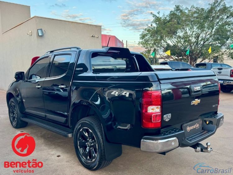 Benetão Veículos | S-10 2.8 16V TURBO DIESEL HIGH COUNTRY CD 4X4 AUTOMÁTICO 22/23 - foto 2