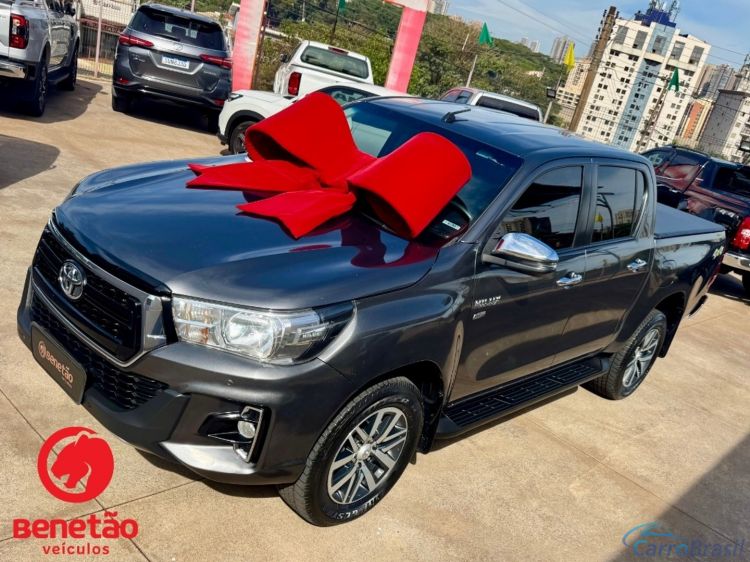 Benetão Veículos | Hilux 2.7 SRV 4X4 CD 16V FLEX 4P AUTOMÁTICO 19/20 - foto 2