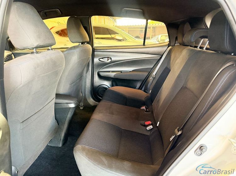 Mix Veiculos | Yaris Sedan 1.3 16V XL MULTIDRIVE 18/19 - foto 8