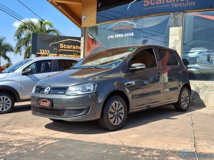 Scaranelo Veículos | Fox BLUEMOTION 1.0 Mi Total Flex 12V 5p 13/14 - foto 1