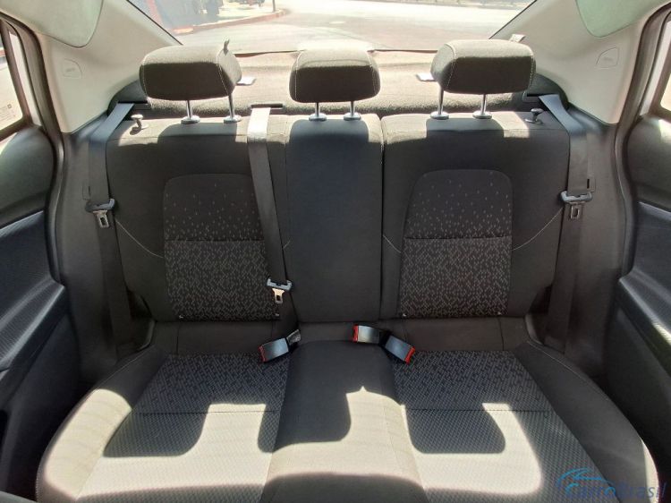Scaranelo Veículos | Onix SEDAN Plus LTZ 1.0 12V TB Flex Mec. 19/20 - foto 9