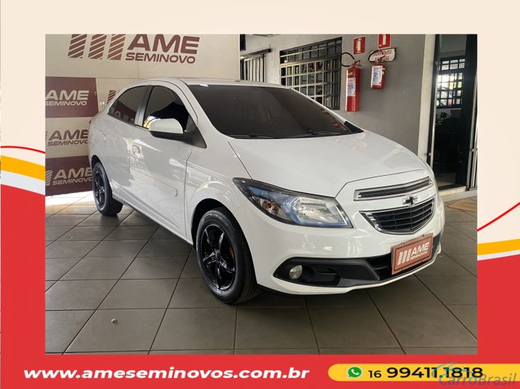 Ame Seminovos | Prisma 1.4 MPFI LT 8V FLEX 4P MANUAL 14/15 - foto 5
