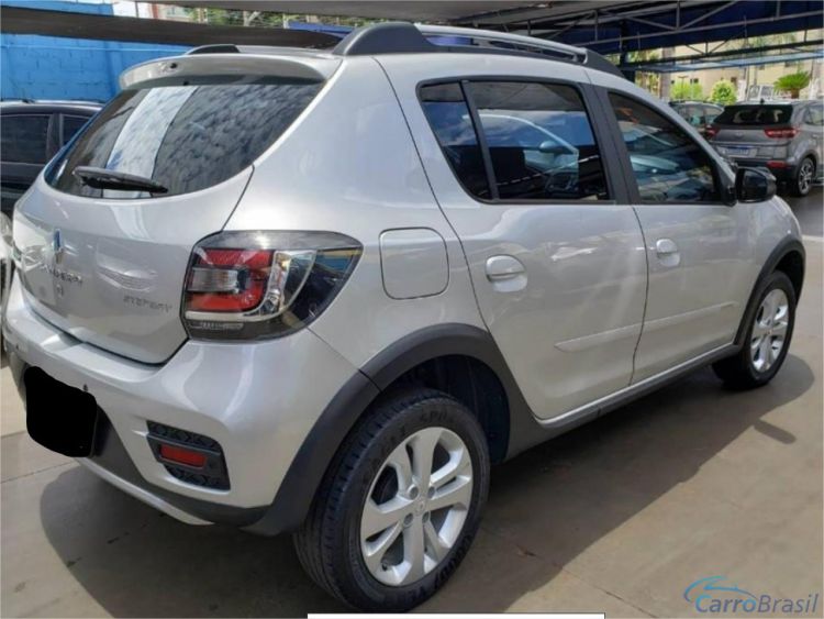 Fabio Sanchez Ribeiro | Sandero 1.6 16V SCE Stepway EASY-R 4P. 17/18 - foto 2