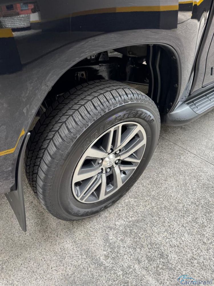 Vera L. Rosas | Hilux 2.8 SRV CD 4X4 16V Aut. 4P. 20/20 - foto 9