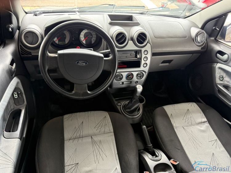 FastMotors | Fiesta Hatch 1.6 4P. 09/09 - foto 3