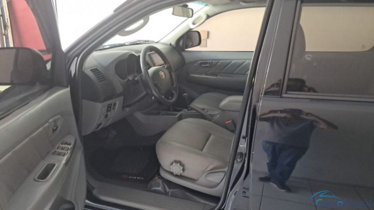 Triauto Veículos | Hilux Hilux SRV 11/11 - foto 8