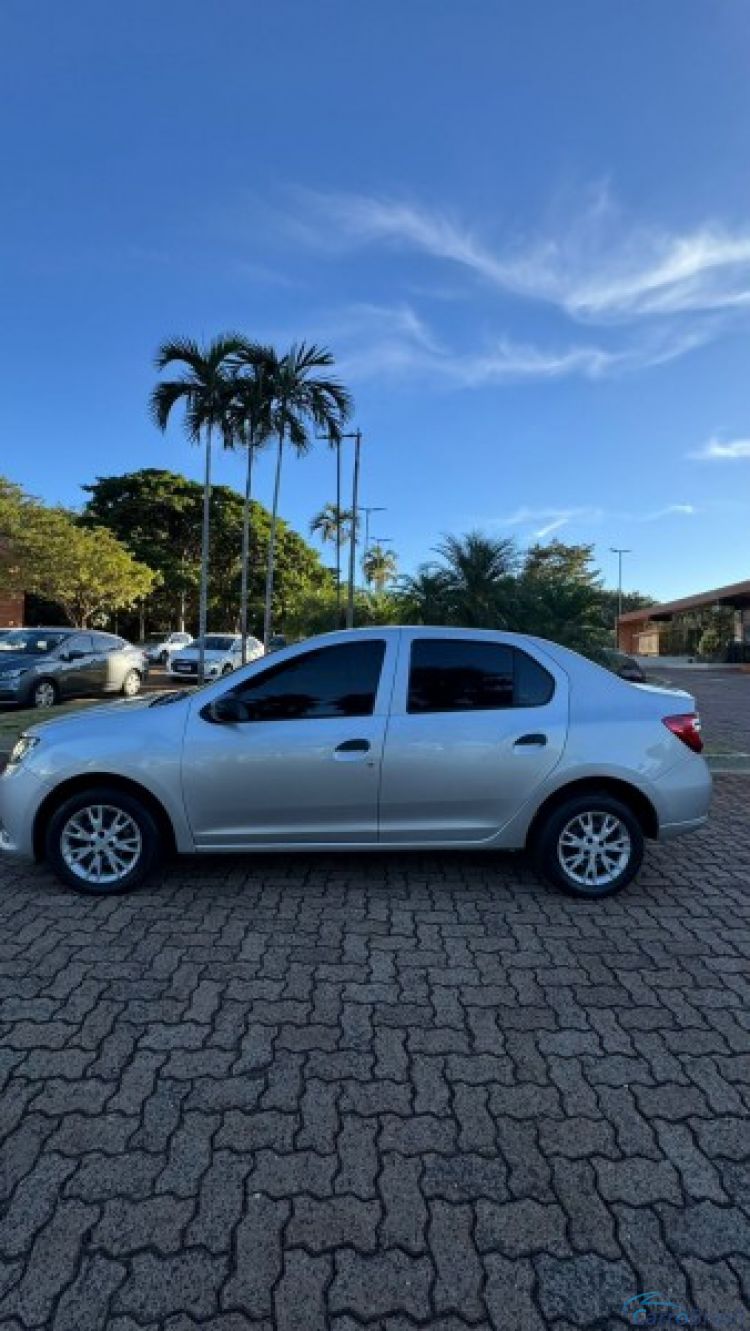 Veicar Multimarcas | Logan 1.0 AUTENTIQUE 16V 4P 12/12 - foto 4