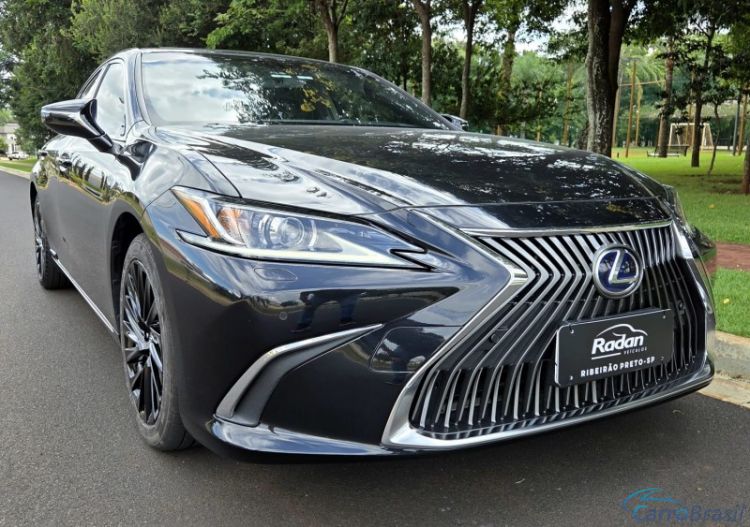 Radan Veiculos | ES 300 Lexus Es300h 2.5 16v Aut. (hybrid) 18/18 - foto 1