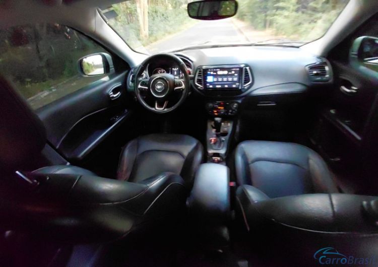 Veicar Multimarcas | Compass LONGITUDE 2.0 4X4 DIESEL AUTOMATICA COMPLETA 18/18 - foto 8