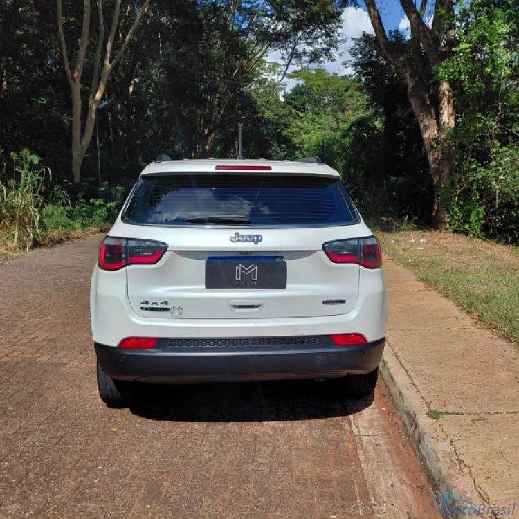Veicar Multimarcas | Compass LONGITUDE 2.0 4X4 DIESEL AUTOMATICA COMPLETA 18/18 - foto 10