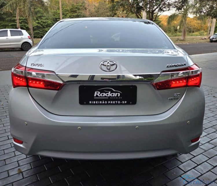 Radan Veiculos | Corolla Toyota Altis 2.0 Flex 16v Aut. 15/15 - foto 6