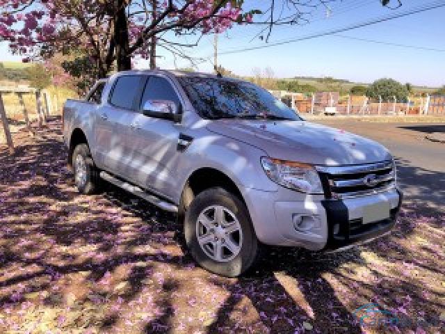 Mais detalhes do Ford Ranger 3.2 XLT CD 4X4 AUTOMÁTICO Diesel