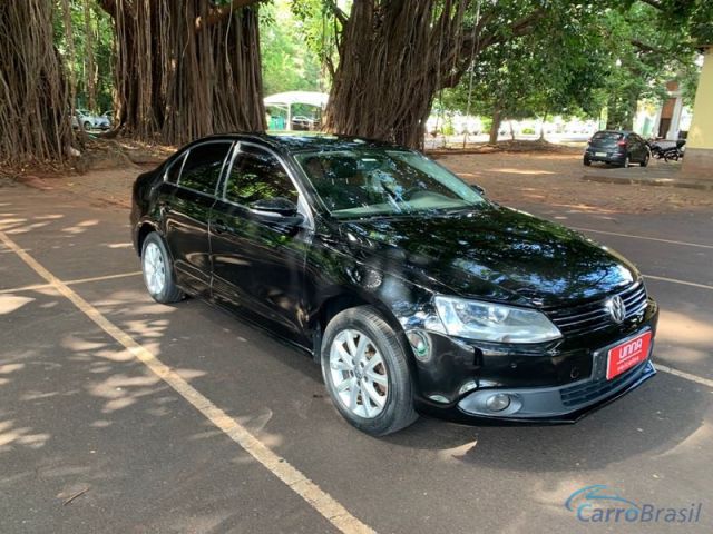Mais detalhes do Volkswagen Jetta 2.0 Conforline 4P. Flex