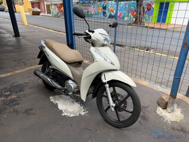 Mais detalhes do Honda Biz 125cc Gasolina