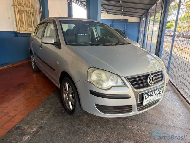 Mais detalhes do Volkswagen Polo Sedan 4P.