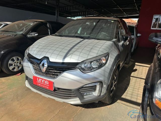 Mais detalhes do Renault Captur 1.6 4P. Flex