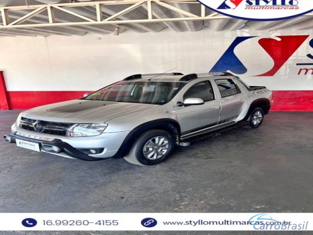 Mais detalhes do Renault Duster Oroch 2.0 Automático Flex