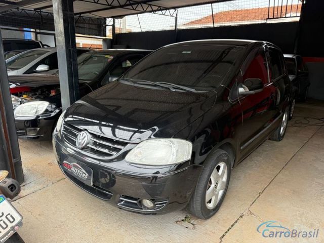 Mais detalhes do Volkswagen Fox 1.6 4P.