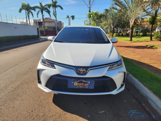 Mais detalhes do Toyota Corolla XEI