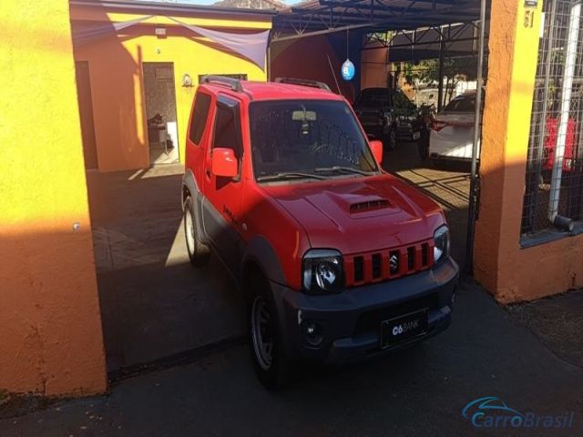 Mais detalhes do Suzuki Jimny 4 All 2P.