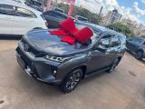 Benetão Veículos | Hilux 2.8 D-4D TURBO DIESEL DIAMOND 7L 4X4 AUTOMÁTICO 23/24 - foto 2